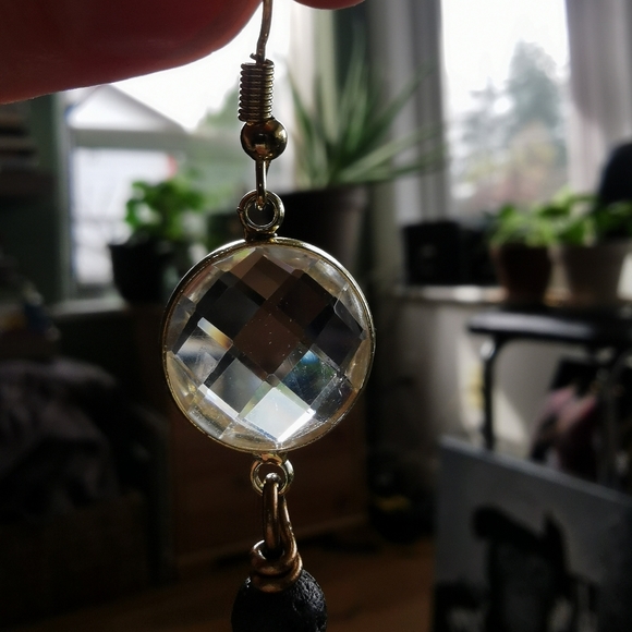 Black & Gold Prism Handmade Feather Earrings - Picture 2 of 4